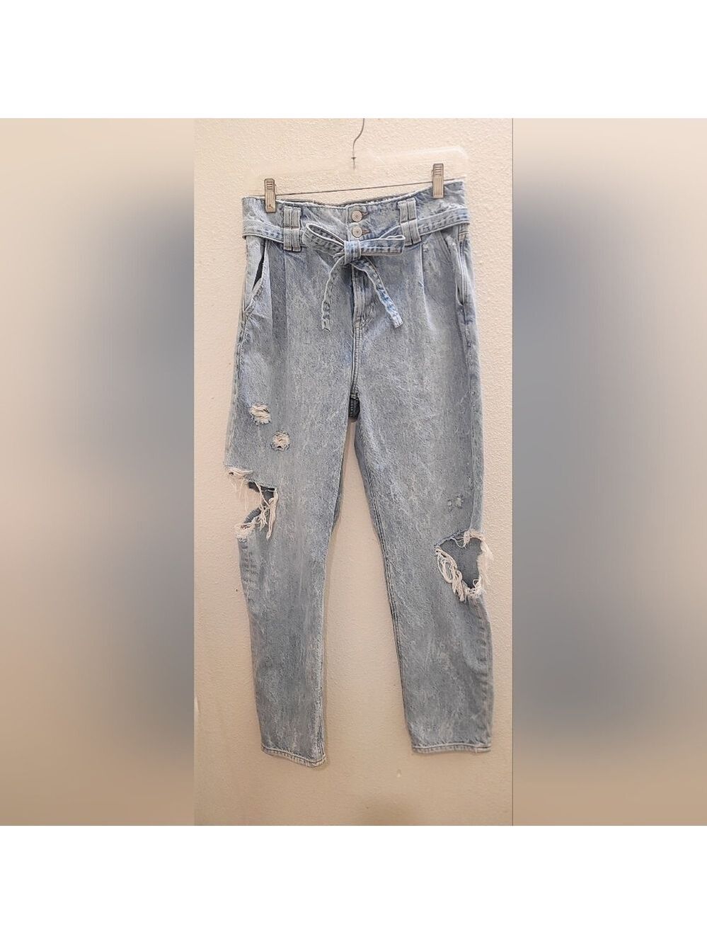 American Eagle Ripped Wide-Leg Jeans - Picture 2 of 9
